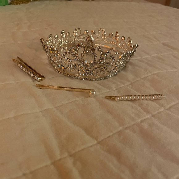 silver crown w/ pearl hair pins - Picture 3 of 3
